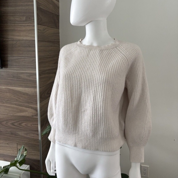ALLUDE 100% Cashmere Sweater Crop Sz Medium Women's❤️ - Picture 2 of 9